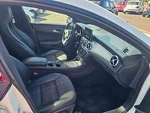 Classe CLA Shooting Brake 200 d Fascination 7-G DCT A 2015 occasion 77515 Faremoutiers