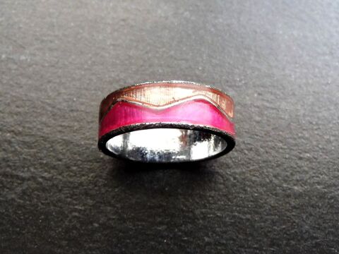 Bague Anneau Bi Couleur Rose Clair et Rose Foncé et Métal 1 Paris 15 (75)