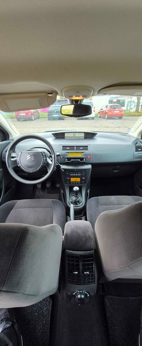 Citroen c4 Citroën  Berline 1.6 HDI 16V Turbo 