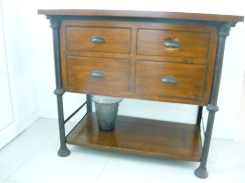 COMMODE   en  EPICEA  Bois 250 Velaux (13)