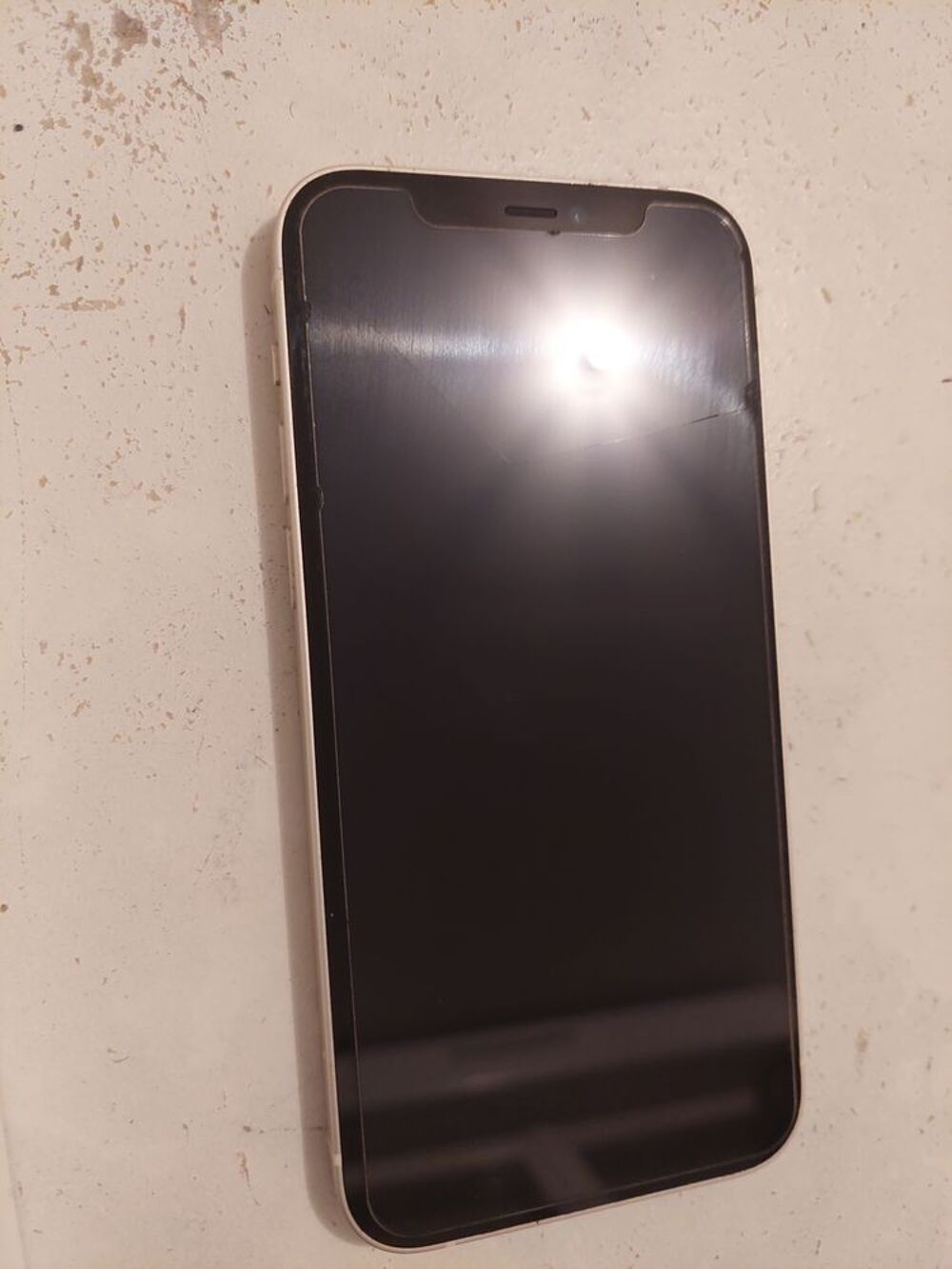 iPhone 12 blanc 64Go Téléphones et tablettes
