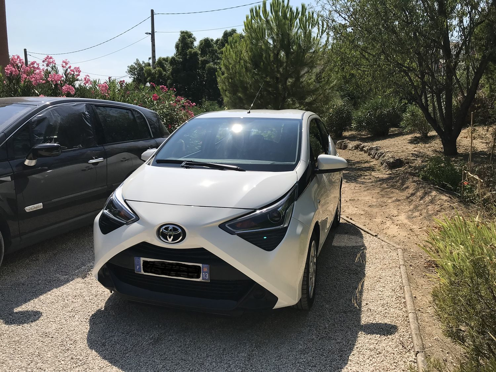 Aygo 1.0 VVT-i x-shift x-play 2018 occasion 13011 La Valentine