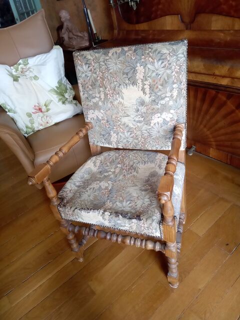 Donne trois fauteuils 0 Besanon (25)