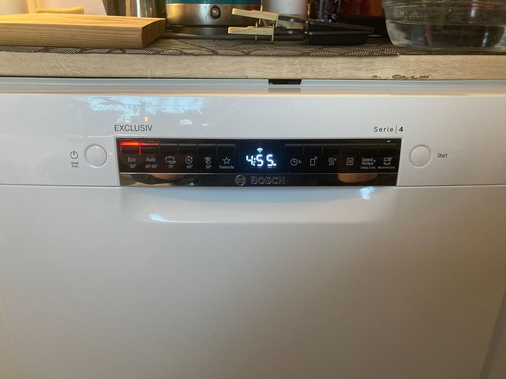 BOSCH s&eacute;rie 4 SMS4HBWOOF LAVE-VAISELLE 60 PL44DB 3CVT BL Electroménager