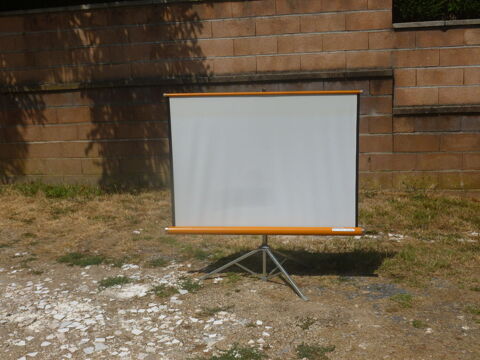Ecran projection Saint-Amans-Soult (81)