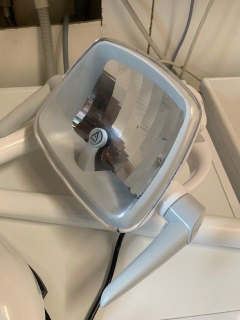Lampe d'examen m�dicale Saint-M�dard-en-Jalles (33)