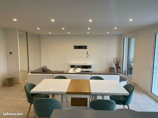  Appartement à louer 3 pièces 80 m²