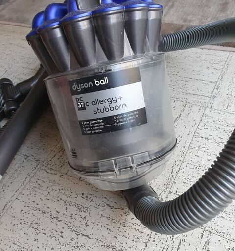 Aspirateur Dyson DC37 allergy 50 Saint-Brieuc (22)