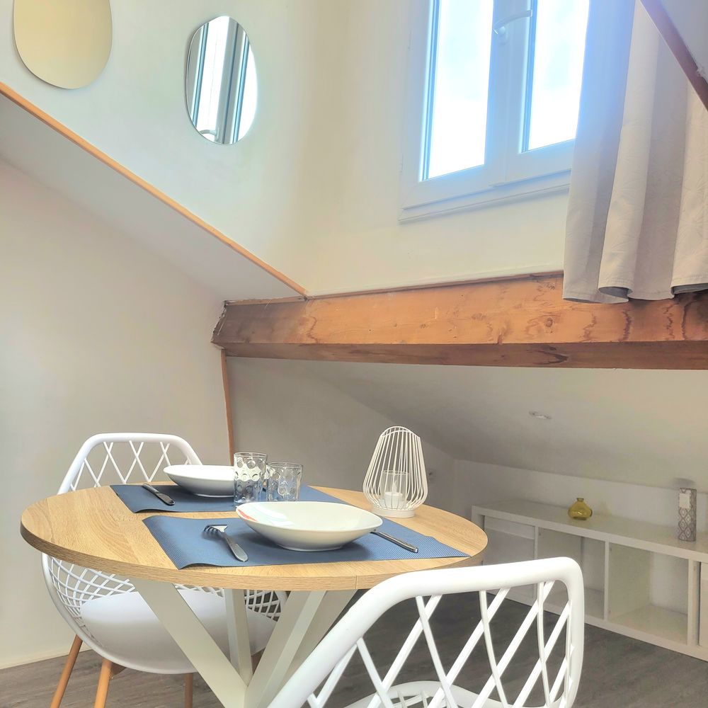 Location Appartement Studio Toulon Haute Ville - à proximité des gares Toulon