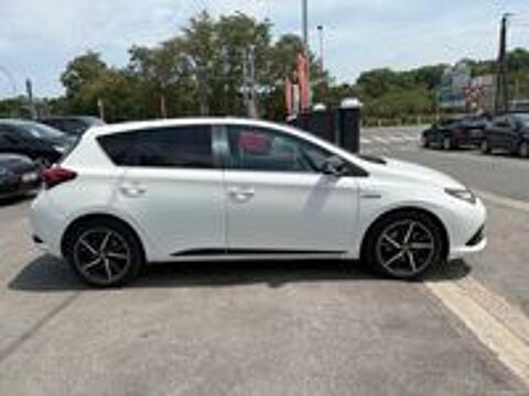 Auris Hybride Pro 136h Tendance Business occasion 33560 Carbon-Blanc