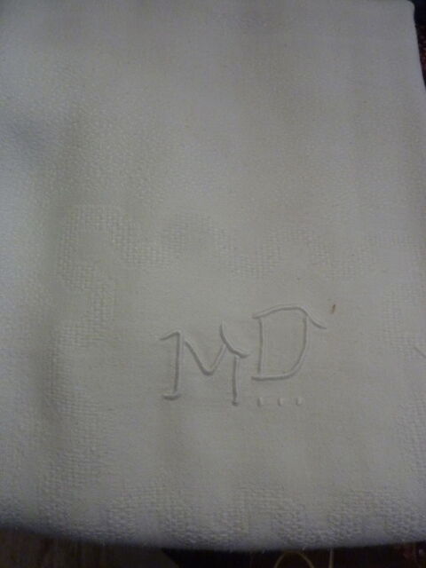 Service tables ancien (Nappe serviettes) 30 Saint-M�dard-en-Jalles (33)