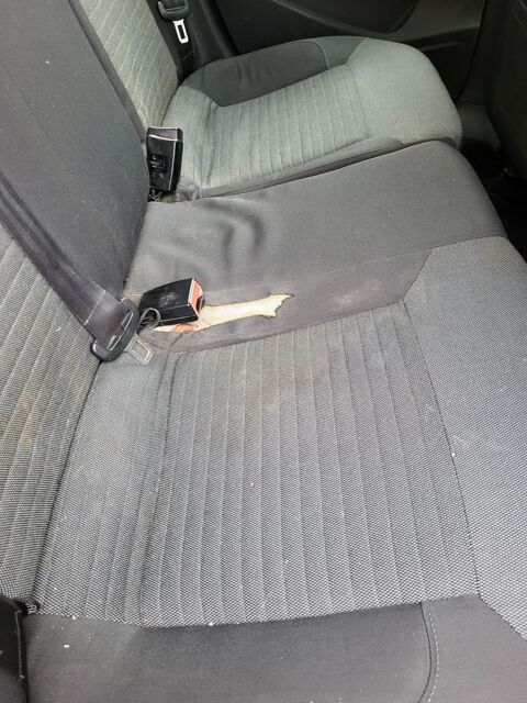 Pi&egrave;ces et &eacute;quipements Voiture Pi&egrave;ces et &eacute;quipements Voiture  occasion Bellegarde 30127