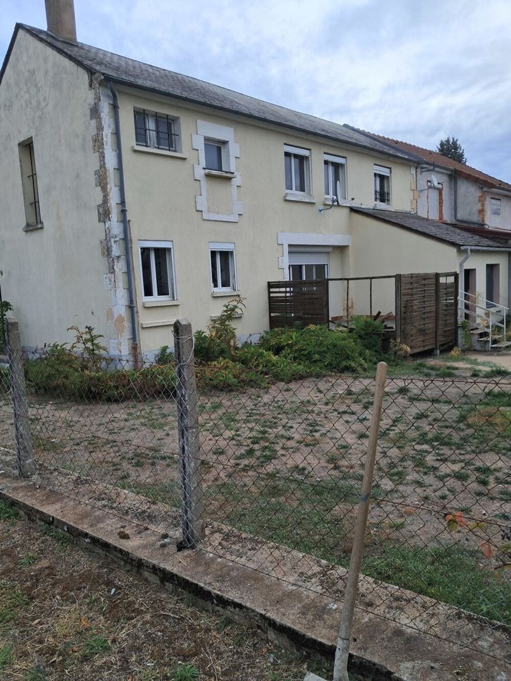 Location Maison maison f4 scteur proche lycée..3chambres garage  ter Nevers