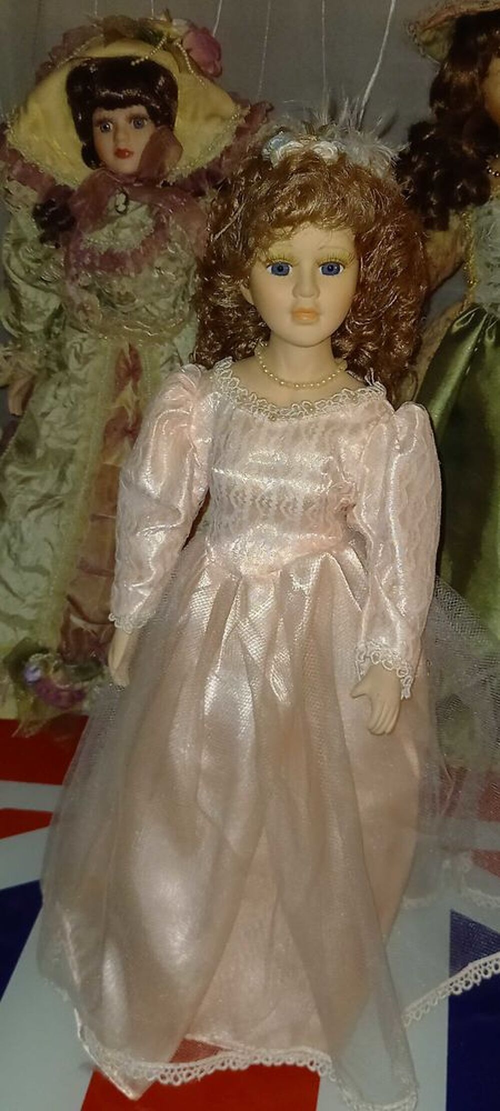 poup&eacute;e porcelaine 