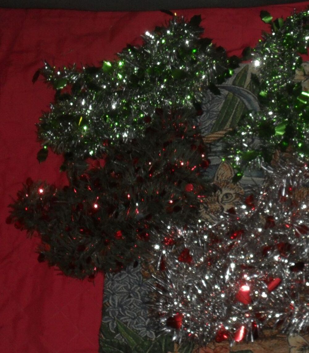Lot de 6 guirlandes originales. Décoration