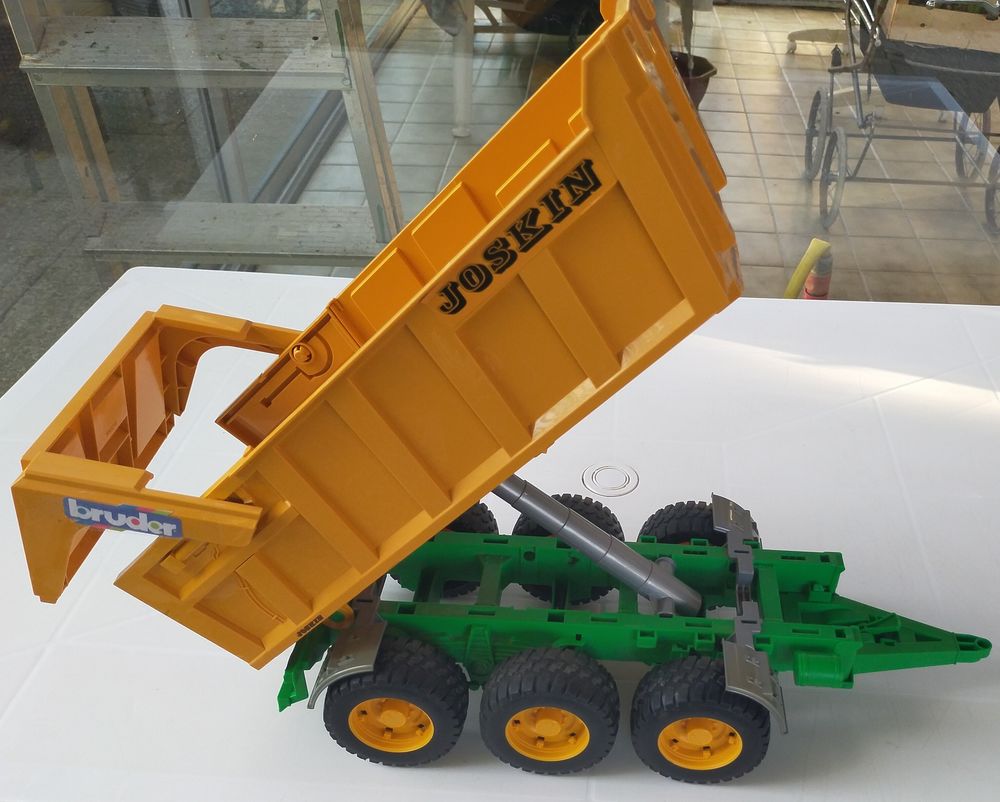 Remorque agricole JOSKIN de marque BRUDER
Jeux / jouets