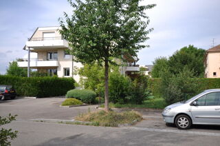  Parking / Garage à louer 40 m²