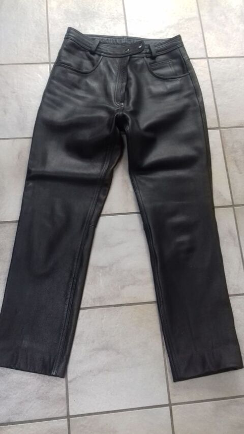 pantalon en cuir noir femme 60 Bar-le-Duc (55)