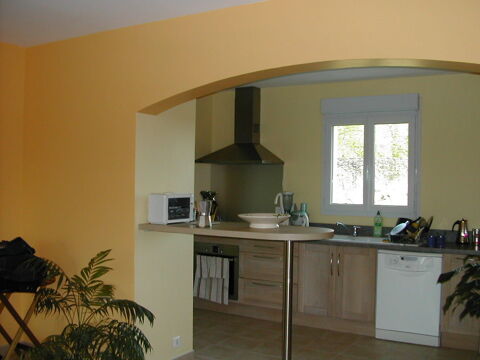 Table murale r�glable en hauteur 100 Le Pontet (84)