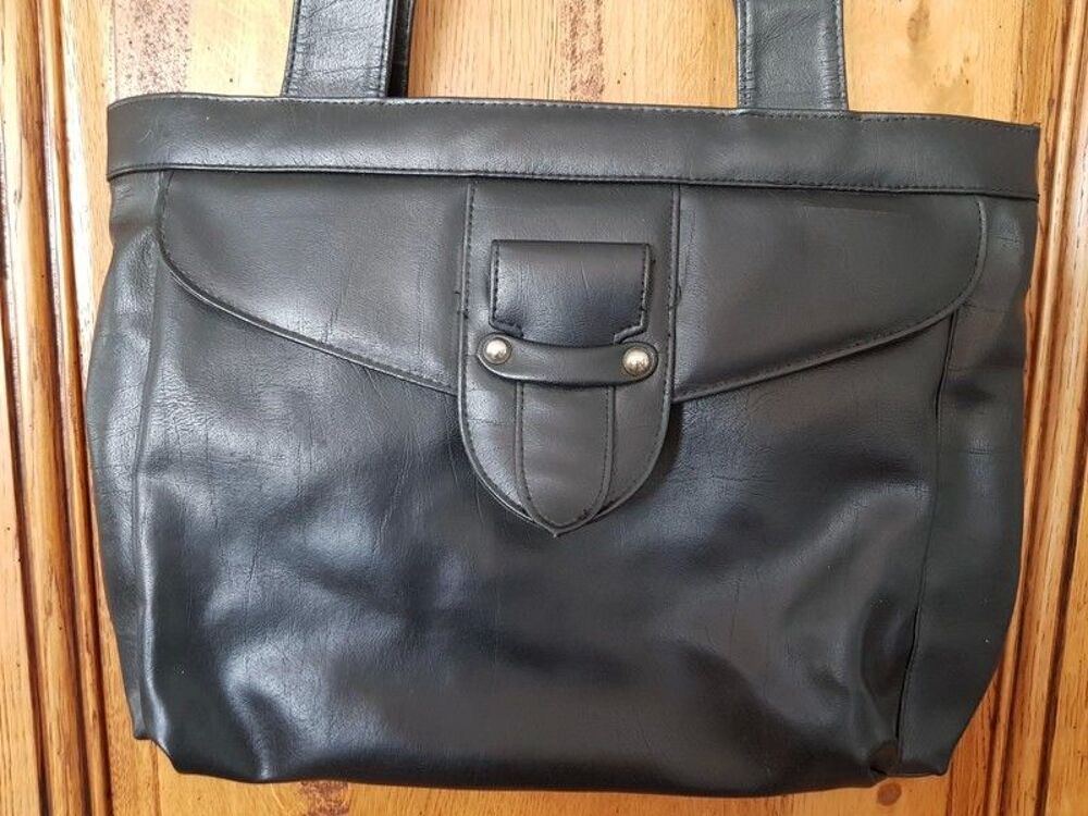 
Sac &agrave; main noir neuf avec anses mesure 44 cm sur 30 cm 12 e Maroquinerie