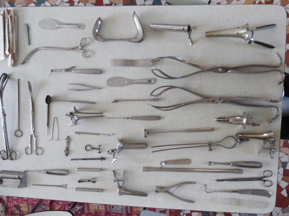 mat&eacute;riel medical ancien . 