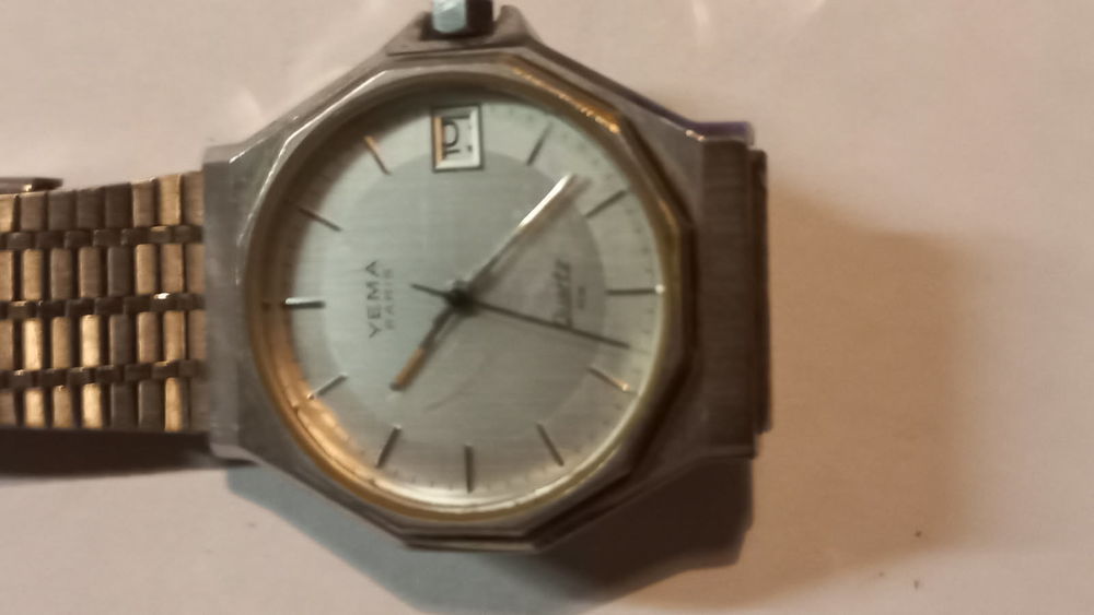 Lot montres anciennes Bijoux et montres