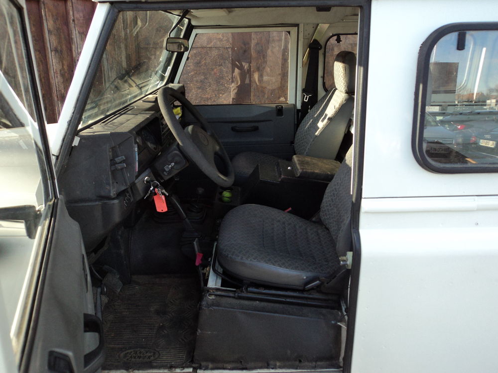 Defender 110 Td5 2001 occasion 78610 Le Perray-en-Yvelines