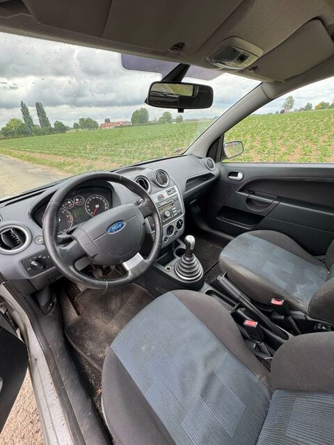 Ford fiesta 1.3i Ambiente