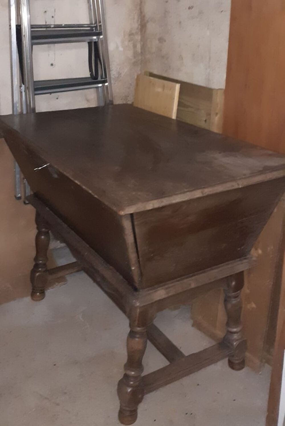 meuble type p&eacute;trin bois massif Meubles