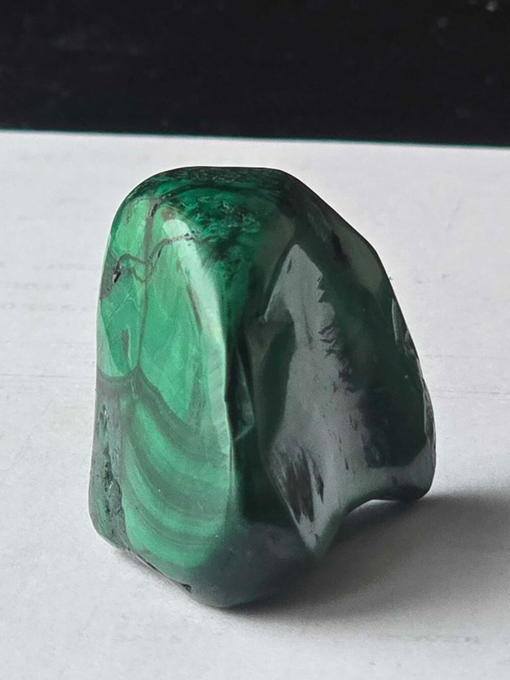 Pierre Malachite Naturelle Polie 53g Katanga RDC-Min&eacute;ral de Collection 