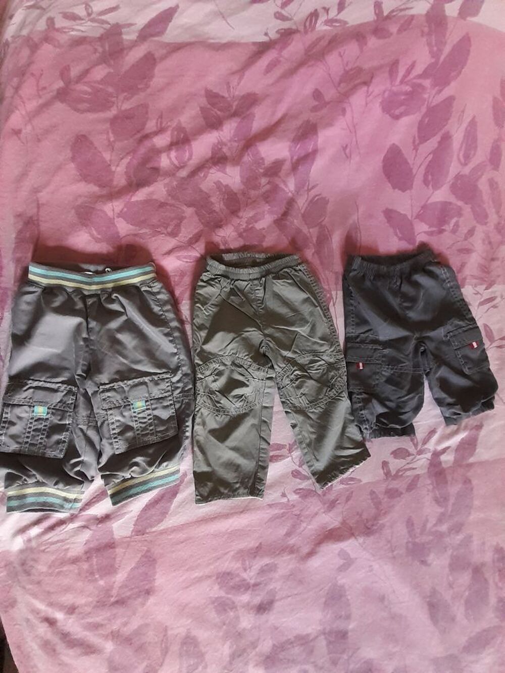 Lot de 3 pantalons en su&eacute;dine gar&ccedil;on 6 mois Puériculture