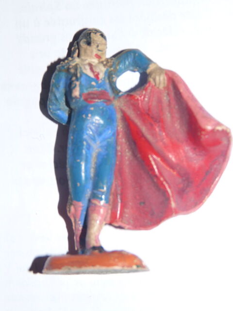 TOREADOR  -  MATADOR  sans marque ( plastique ) 8 Brest (29)