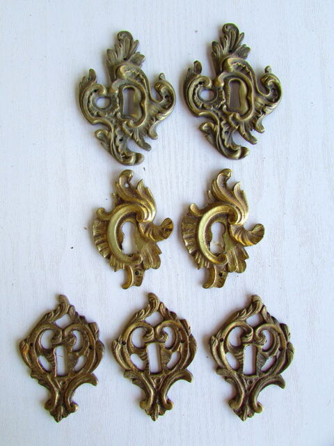 Lot de 7 entrées de serrure en bronze, pour meubles anciens 50 Albi (81)