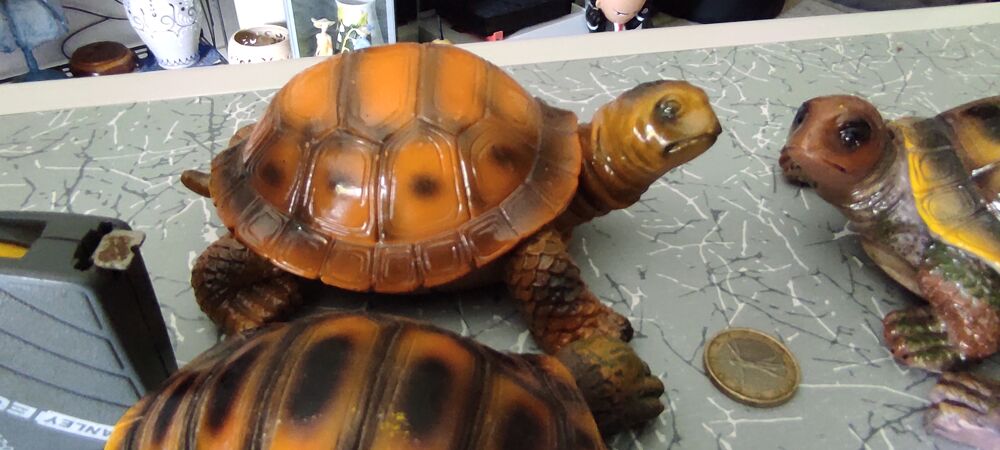 LOT DE 4 FIGURINES TORTUES
POUR DECORER OU TERRARIUM Jardin
