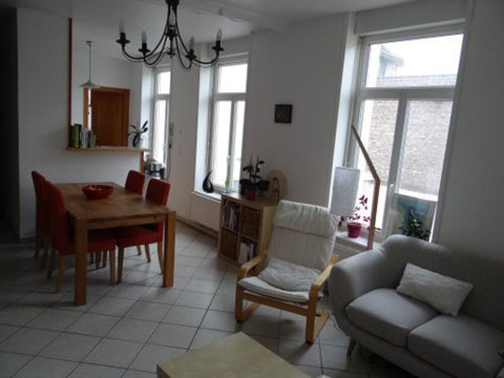 Location Appartement Centre ville T3 Duplex Rénové 69 m2 Valenciennes