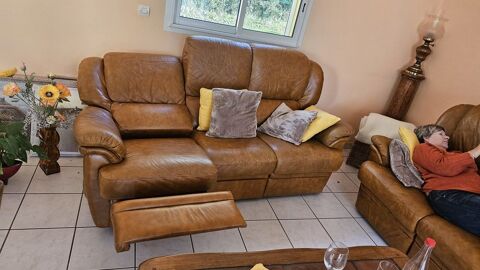 meuble bois massif 1000 Saint-Czaire-sur-Siagne (06)