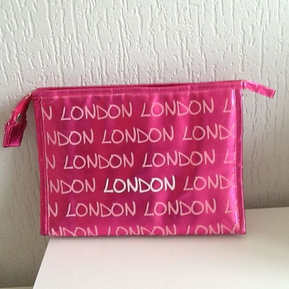 POCHETTE "LONDON"
Maroquinerie