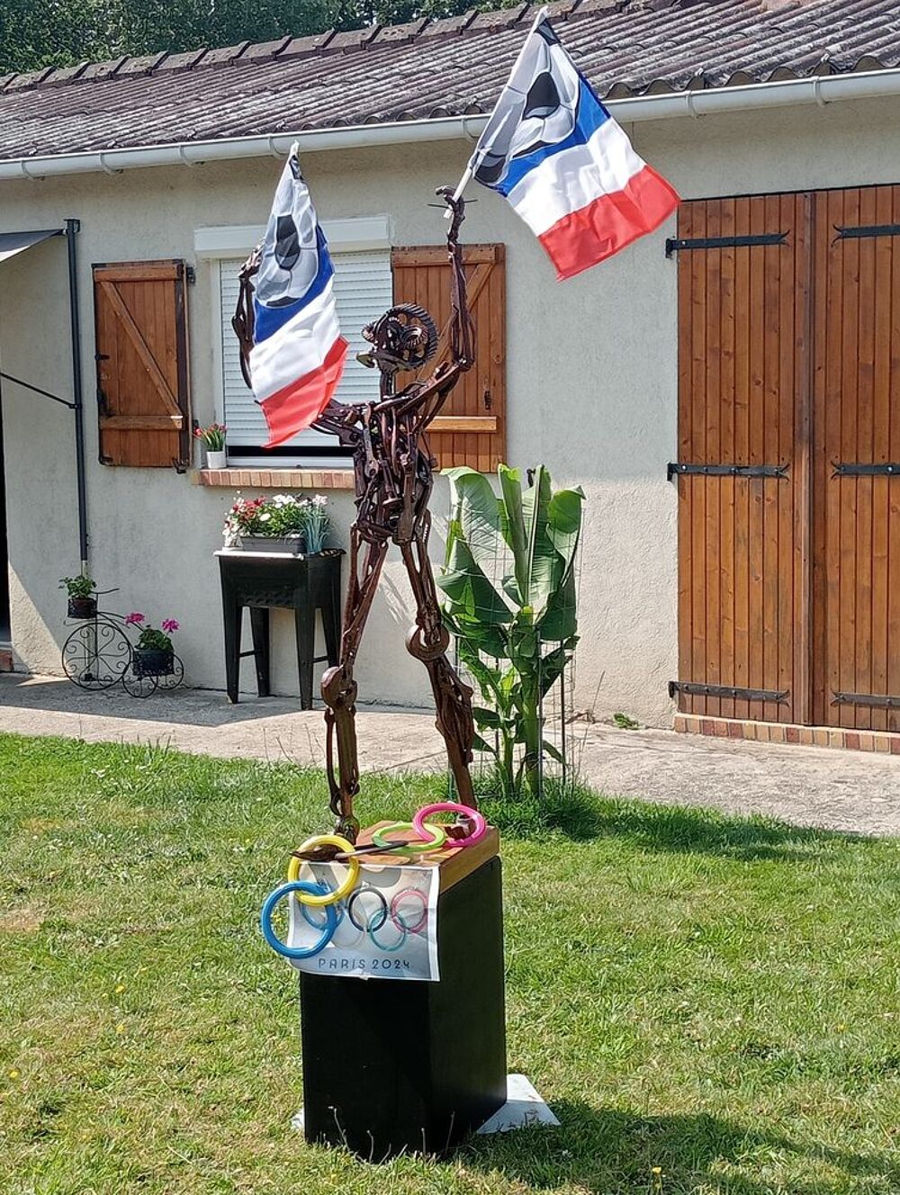  sculptures en acier et laiton Décoration