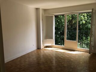  Appartement à louer 2 pièces 60 m²