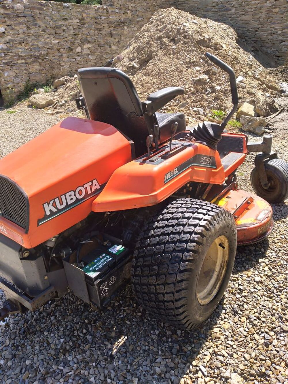 KUBOTA ZD21 Zero Turn Tondeuse Jardin