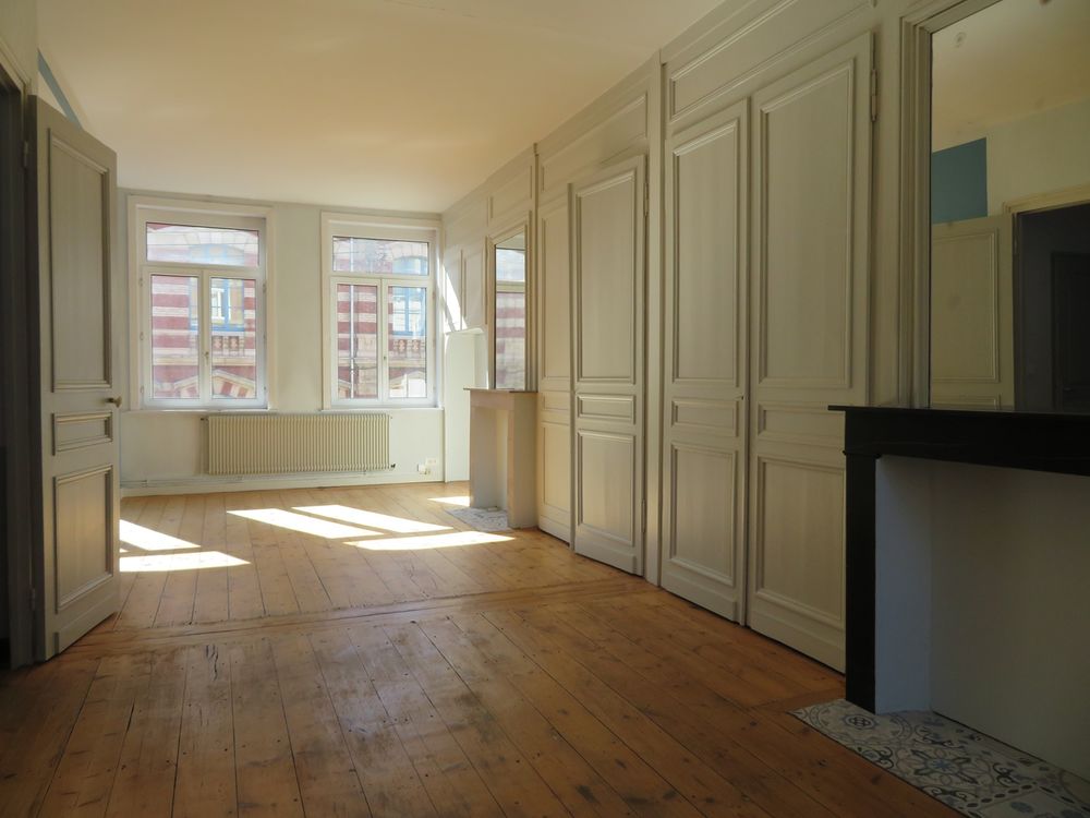 Location Appartement T4 120M² en triplex LILLE métro Cormontaigne Lille