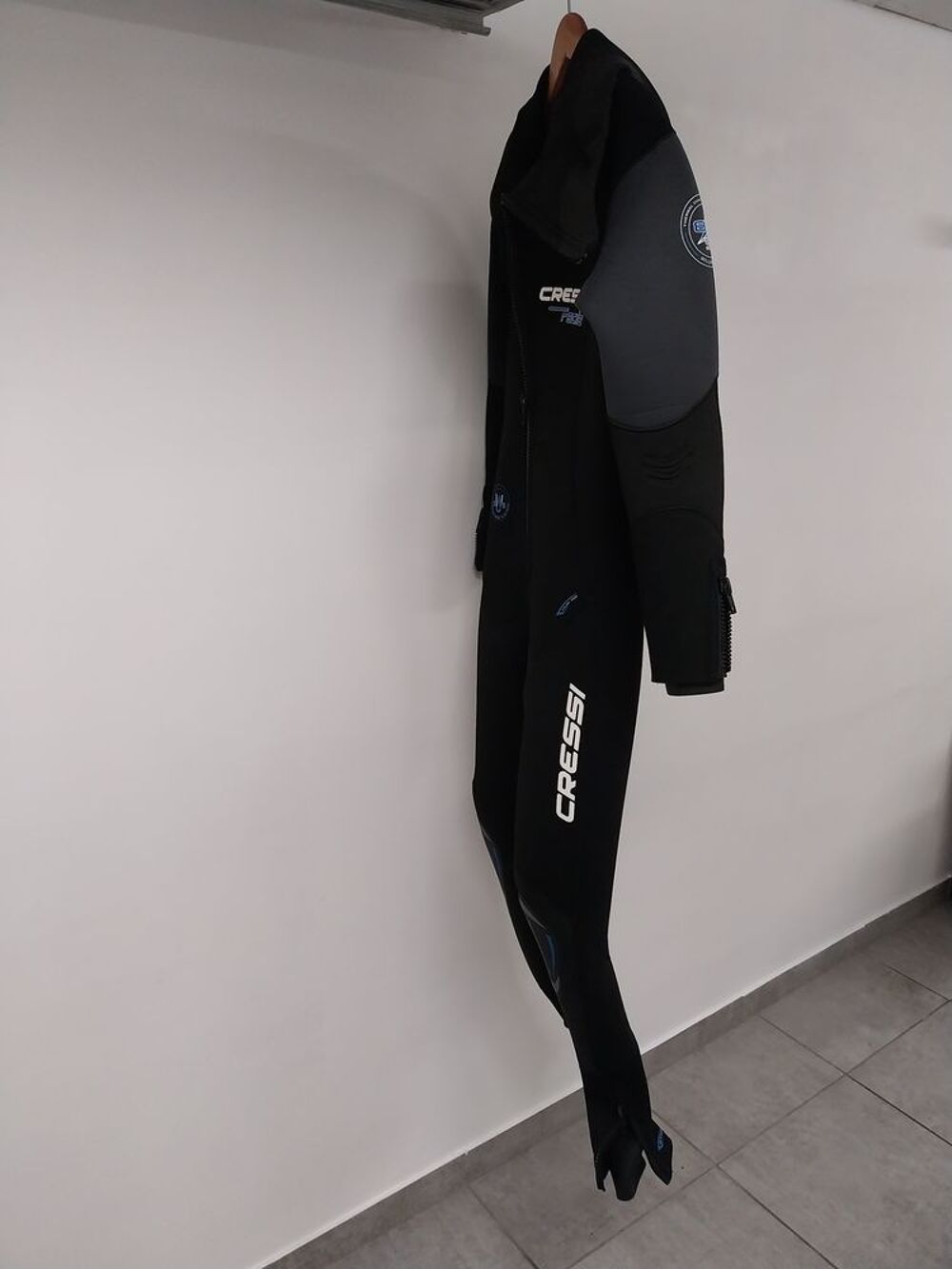 &eacute;quipement plong&eacute; sous marine Vêtements