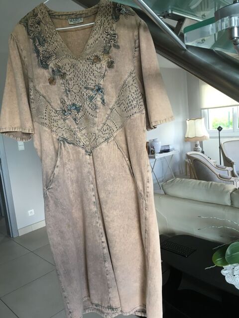 robe MARILU - T. 42/44 - tissu jean - originale - 30 �taples (62)