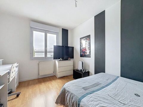   136 m2 - cuvry - maison Maison - 6 pi�ce(s) - 136 m�