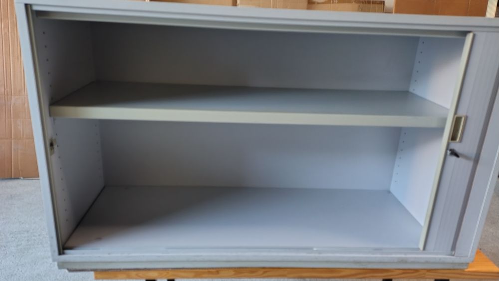 Meuble bas de rangement &agrave; rideau en m&eacute;lamin&eacute; haute qualit&eacute; Meubles