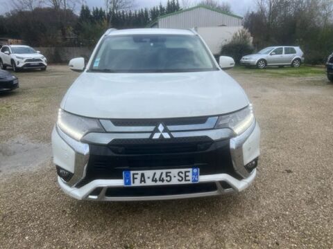 Mitsubishi Outlander 2.0I 200 PHEV Hybride rechargeable Essence Intense 2018 occasion Belley 01300