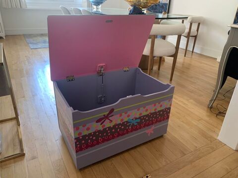 Coffre   jouets ou rangement   40 40 Paris 16 (75)