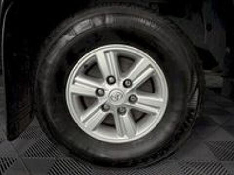 Hilux 3.0 D-4D Invincible Double Cabine 4WD BVA 2013 occasion 33520 Bruges