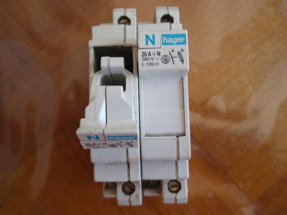 7 porte-fusibles Legrand-Hager Bricolage