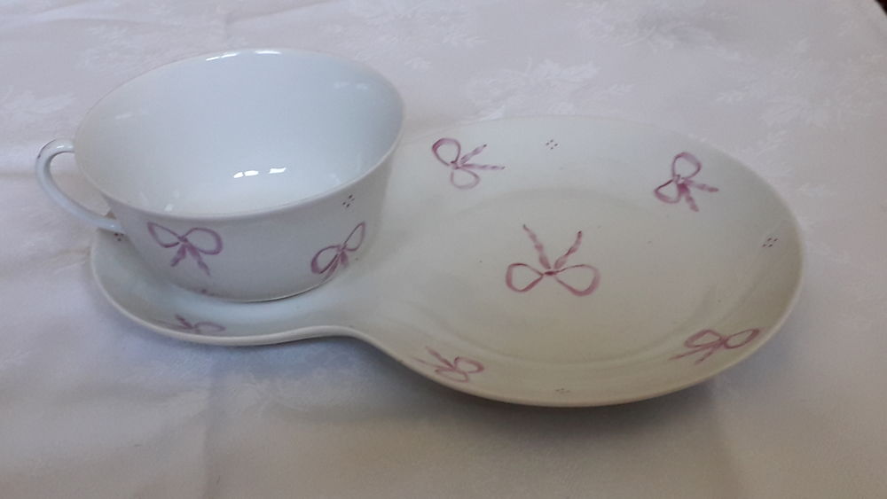 Ensemble tasse et sous-tasse pour enfant
Cuisine